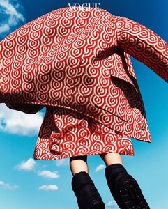 style_619c6fdc66efd.thumb.jpg.b0a2b05bd38e9d9171fe0b47c25f370e.jpg