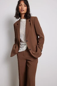 tailored_regular_blazer-1594-000623-0017_-29.thumb.webp.5439bb67757d6c4d5b4a64f92fa83522.webp