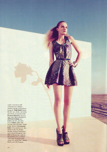 us_harpers_bazaar_-_feb_2010_-_whats_new_14_skalty.thumb.jpg.fa13dfb1f9681bac0a38cdc604026ac3.jpg