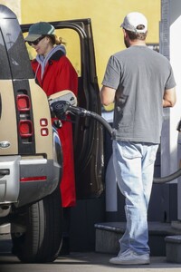 whitney-port-at-a-gas-station-in-studio-city-12-03-2023-0.jpg