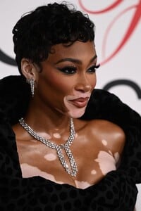 winnie-harlow-at-2023-cfda-fashion-awards-in-new-york-11-06-2023-0.jpg