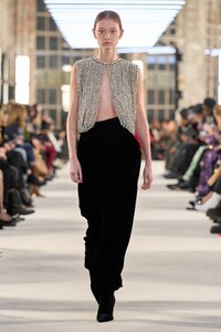 00012-alexandre-vauthier-spring-2023-couture-credit-gorunway.thumb.jpg.2d4249986bb611999adf2c5c659c316a.jpg