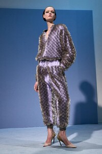 00026-jean-paul-gaultier-spring-2023-couture-gorunway.thumb.jpg.c83c41fabdbfd2743e933746001bcf67.jpg