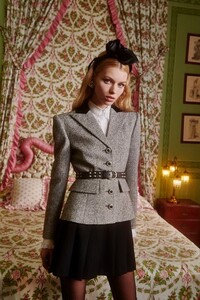 00034-Alessandra-Rich-Fall-21-RTW-Credit-Alessandro-Oliva.thumb.jpg.fe0a662503ff6af4c70b0074d307e8e5.jpg