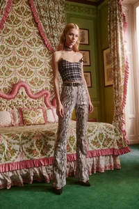 00039-Alessandra-Rich-Fall-21-RTW-Credit-Alessandro-Oliva.thumb.webp.99e20a5323f5a932a560aa34be0c48a3.webp