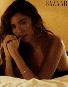 03_713.jpg