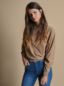 1-Anna-Riisgaard-Etoile-Models-Makeup-Artist-Melina-Wolff-Photo-Martin-Kleisberg.jpg