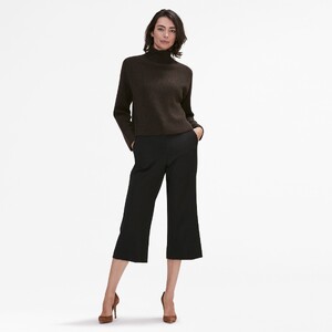 148_pippa_2.0_pant_jet_twill_hero_002.jpg