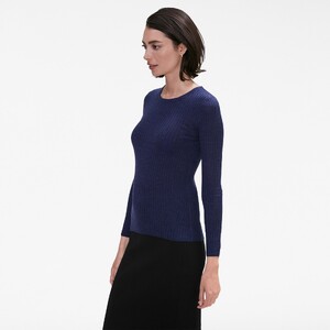 165_kaling_sweater_navy_side_013.jpg