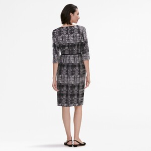 179_etsuko_dress_scratch_plaid_back_049.jpg