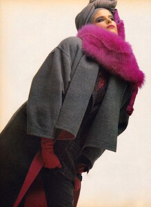 1986 ESCADA (2).jpeg