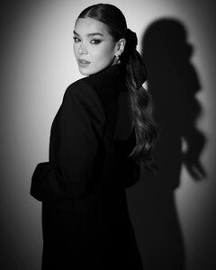 [2024.01.08] haileesteinfeld_417733509_726498219428217_4048590965930883696_n.jpg