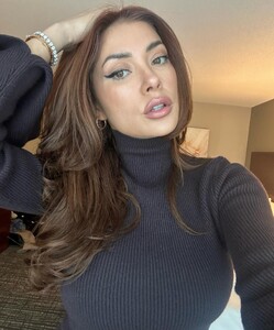 [2024.01.19] ariannyceleste_420339377_18413364067023607_3068645763562040484_n.jpg