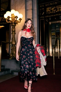230623_For_Love_and_Lemons_Holiday_Lookbook_SHOT_10_030_B_xl.webp