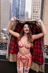 230623_For_Love_and_Lemons_Holiday_Lookbook_SHOT_11_189_C_xl.webp