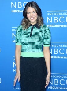 40510241_mandy_moore_012.jpg