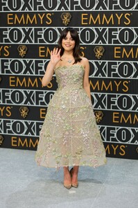 437747258_jenna-1.jpg