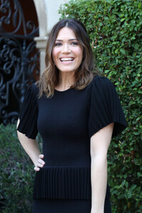 53646815_picturepub_mandymoore_08oct2017_rapefoundationbrunch-3.jpg