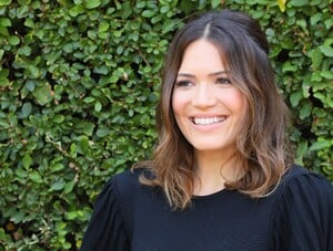 53655327_picturepub_mandymoore_08oct2017_rapefoundationbrunch-22.jpg