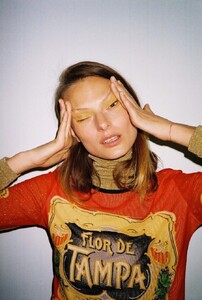 Alexis-Olin-5-700x9999.thumb.jpg.9bdf2d0cc6020cea7bb4d6427fff76c3.jpg