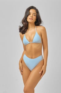 B2-ARTIC-BLUE-LIDIA-2_720x.thumb.jpg.37fd5eede544afa71af1c6a6fc140370.jpg
