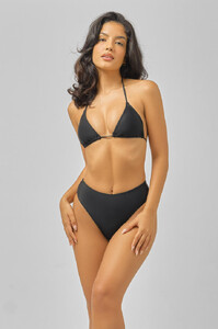 B2-BEERMUDA-BLACK-LIDIA-2_720x.jpg