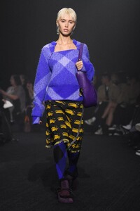 BurberryF23030.thumb.jpg.54c51381170964a9b76c47bf48986d50.jpg