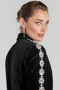 DAVINASUIT_BLACK_ECOM_CROPPING_PDP_Size_Image5.png
