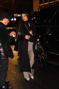 Demi-Moore---Pictured-at-the-SNL-afterparty-at-Zuma-in-New-York-08.jpg