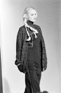 Eva_Gaultier_FW1992_10.jpg