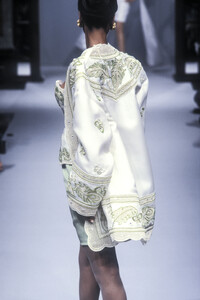 HanaeMori1992HauteCouture6.thumb.jpg.51cb60dca48628b4fd542a20b273913e.jpg