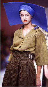 Issey Miyake fashion shows in Paris  1987.png