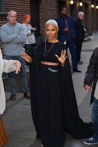Jada-Pinkett-Smith---Arriving-at-The-Late-Show-with-Stephen-Colbert-in-New-York-04.jpg