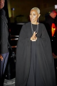Jada-Pinkett-Smith---Arriving-at-The-Late-Show-with-Stephen-Colbert-in-New-York-12.jpg