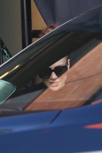 Jennifer-Lopez---Spotted-at-a-gym-in-Los-Angeles-27.jpg