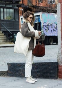 Keri-Russell---Out-in-New-York-11.jpg