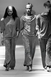 Khadija_Thierry_Mugler_SS1986_01.jpg