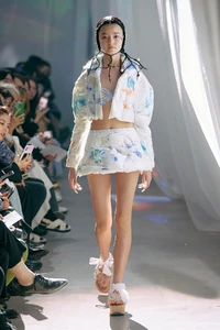 LOOK18.thumb.webp.e8c30b72cfbe99eb43a76a9bebc6073f.webp