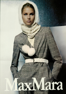 McDean_Max_Mara_Fall_Winter_2005_06_02.thumb.png.648f4a13ca133e9e2b5f80035173a6fb.png