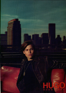 Mert__Marcus_Hugo_by_Hugo_Boss_Fall_Winter_2005_06_02.thumb.png.39931ae20f2f7b8a471b0ce2a34aa9e4.png