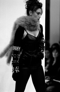 Monica_Dolce_Gabbana_FW1991_17.jpg
