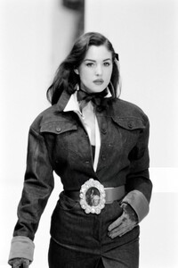 Monica_Dolce_Gabbana_FW_1992_06.jpg