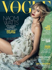 Naomi-Watts-Vogue-Australia-June-2017-Cover-Photoshoot01.thumb.jpg.2e28988d70c9df4f2c40d0c033911c76.jpg