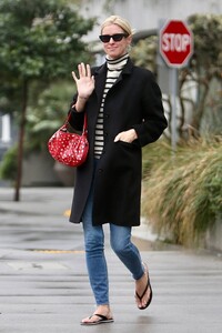 Nicky-Hilton---Spotted-exiting-Madeo-on-the-Iconic-Sunset-Strip-in-Los-Angeles-07.jpg