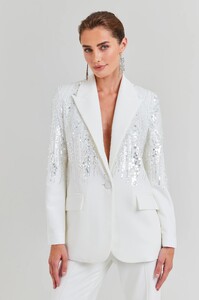OMBREWHITEJACKET_069_2000x.jpg