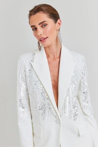 OMBREWHITEJACKET_090_2000x.jpg