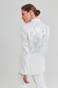 OMBREWHITEJACKET_110_2000x.jpg