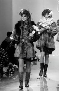 Paulina_Enrico_Coveri_FW1982_01.jpg