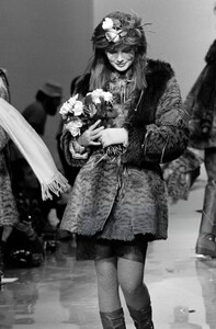 Paulina_Enrico_Coveri_FW1982_02.jpg