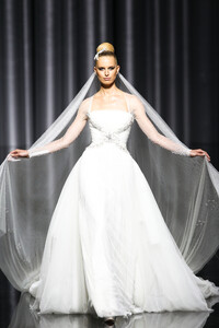 PronoviasSpring20122.thumb.jpg.463276d954e46f4e956db3be6dc4efe9.jpg